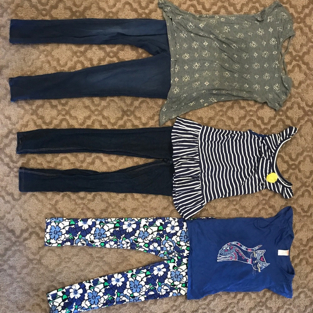 Out fit lot———- 3 outfits